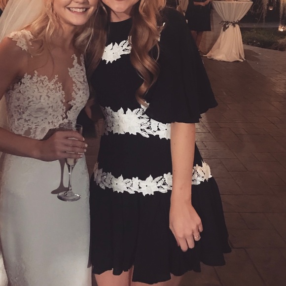 Keepsake the label black dress - Picture 6 of 6